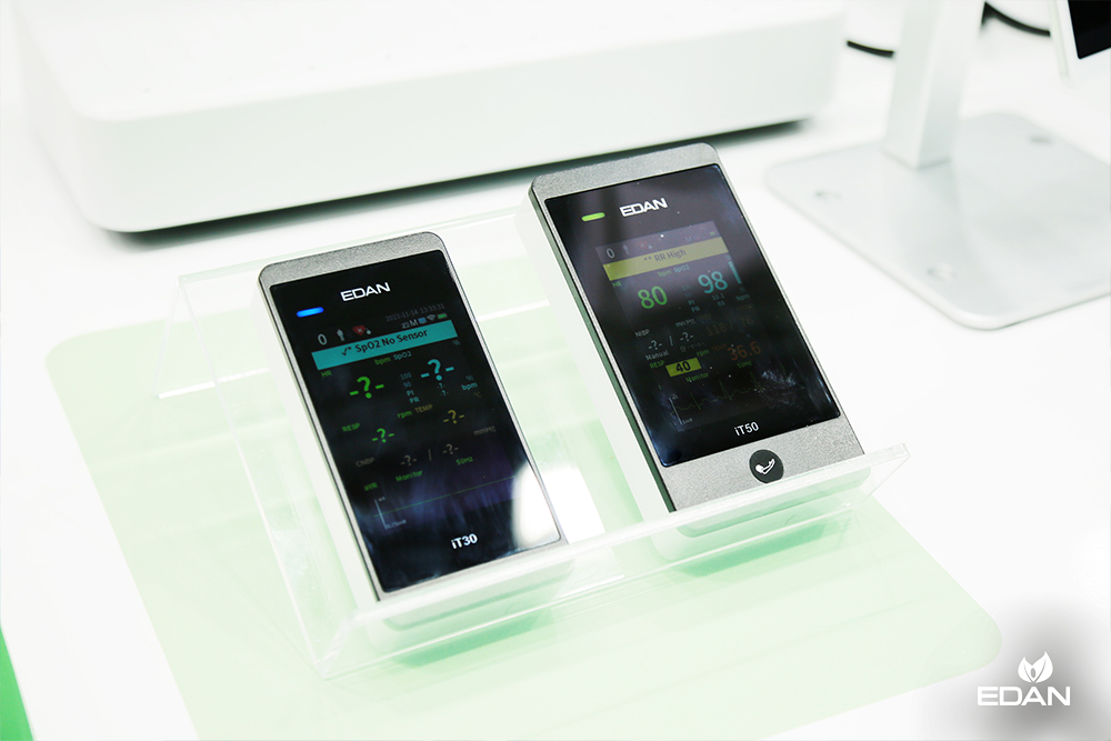 iT30&50@MEDICA2023.jpg